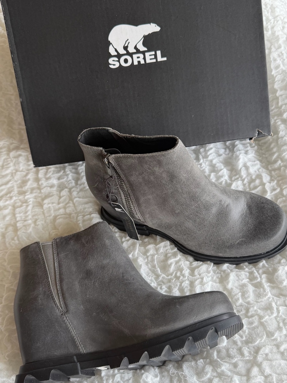NWT Sorel Joan of Arctic Wedge III Zip Quarry Black 9.5 - Picture 2 of 13
